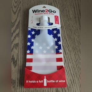 Wine2Go Foldable Wine Bottle - American Flag Print